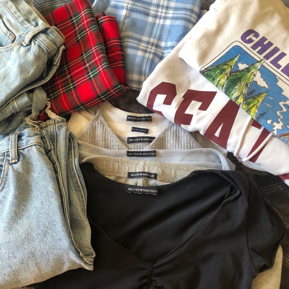 HUGE BRANDY MELVILLE DROP